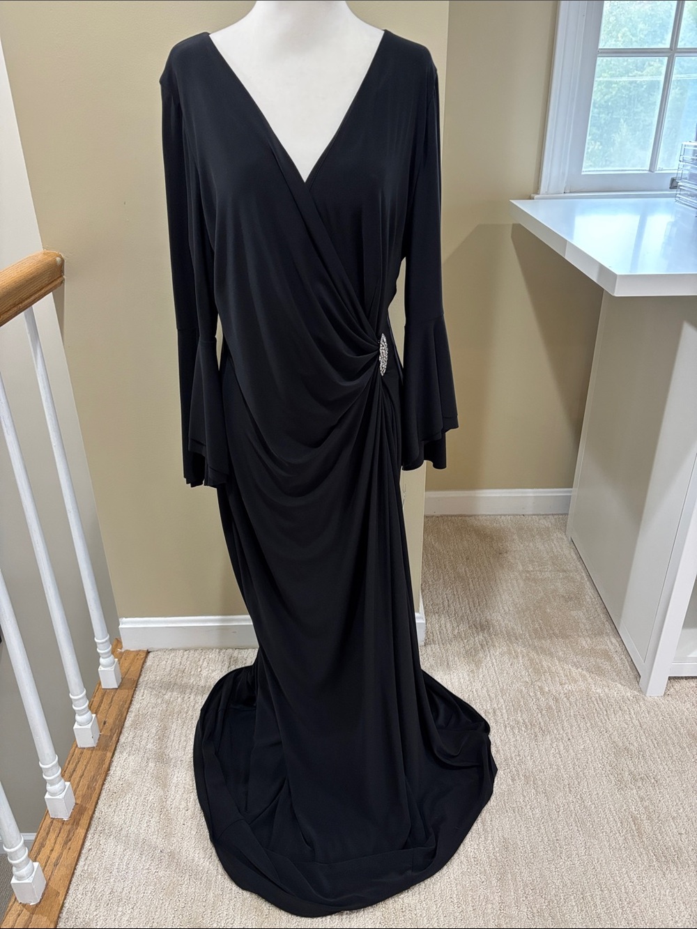 NWT Lauren Ralph Lauren Black Draped V-Neck Evening Dress Size 14